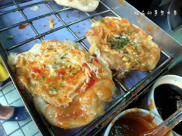 【宜蘭礁溪】食尚玩家推薦美食柯氏蔥油餅+小周牛肉麵+酸菜肉圓