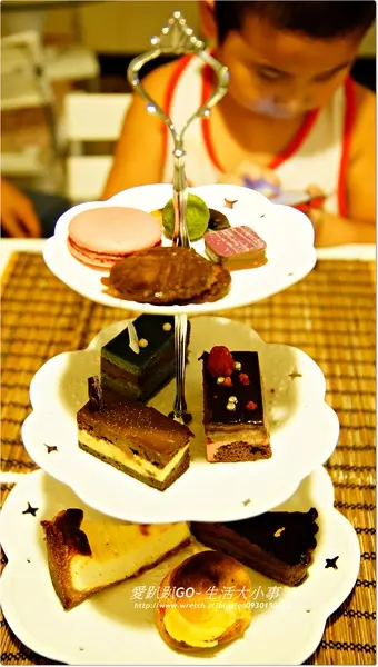 【食記/新北市】豪華三層下午茶~愛評會員享有5折優惠唷