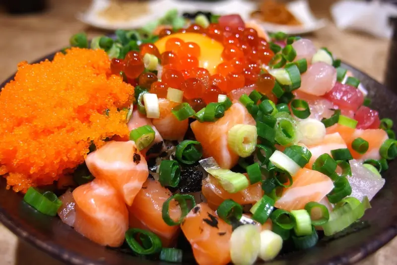 [台北] 金泰日式餐坊(中崙店)。海鮮滿滿的超高CP值丼飯~內湖排隊名店在市中心出現分身了!!!