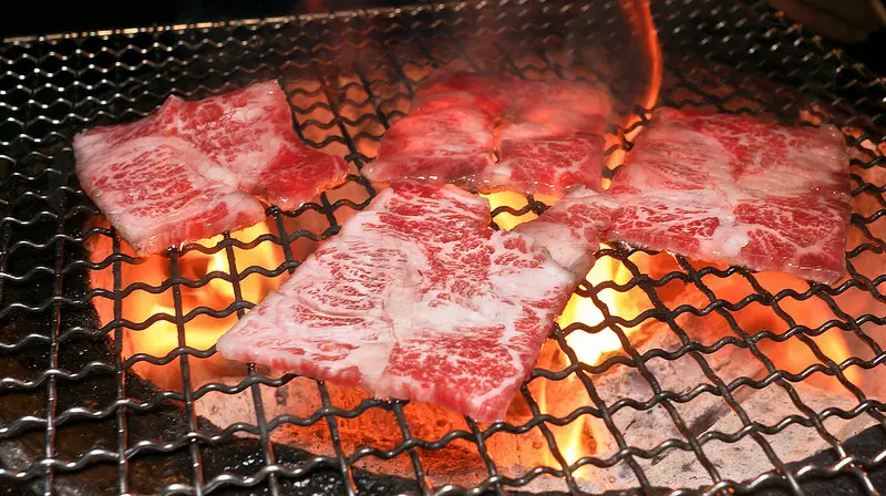 超好的肉質加上划算的價格!! 高CP的 忠孝敦化吃到飽火之舞 蓁品燒  