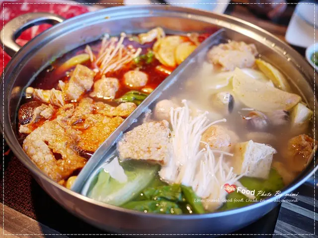 [美食]姐妹們也要大吃大喝一下。東區 洛神賦麻辣極品鴛鴦