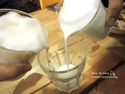 ∥新竹美食∥李宅咖啡。藏匿於城市中的藝文小店！