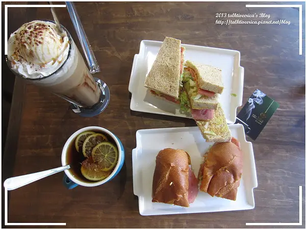 『呷』「捷運中山國中站」☆札札咖啡☆ 全天候供餐的咖啡館