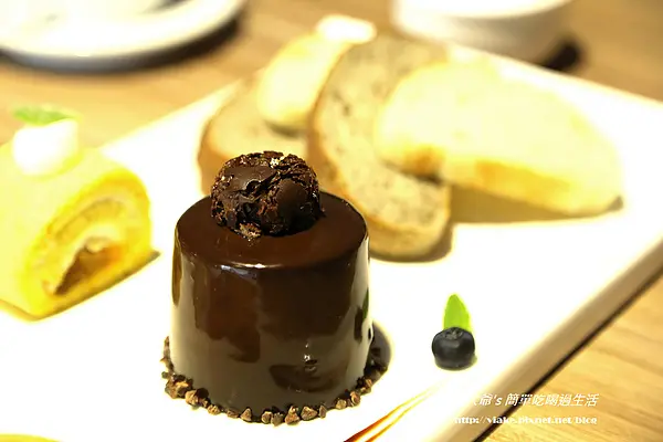 『食記』台北市．內湖科學園區．民權東路．杏糖屋SHIIN(值得再訪的甜點)