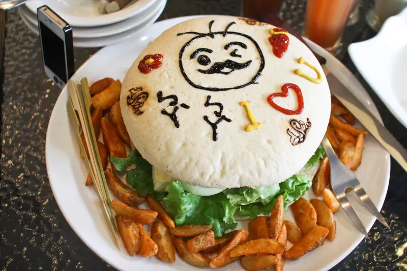 台南♥食遊│父親節出遊去!雙魚2次方吃臉盆大漢堡+遊臺灣歷史博物館 