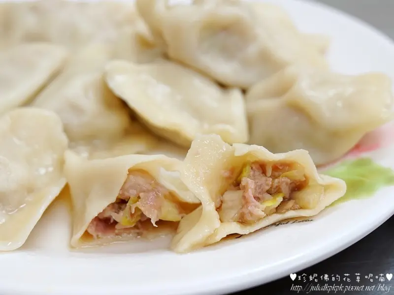 【高雄-苓雅區】口味樸實的手工水餃「復興餃子館」，阿嬤的古早味！