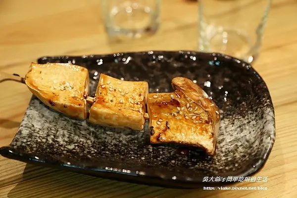 『食記』台北市．文山木柵．忠順街．草串(蔬食燒烤．價格很高CP值不高)