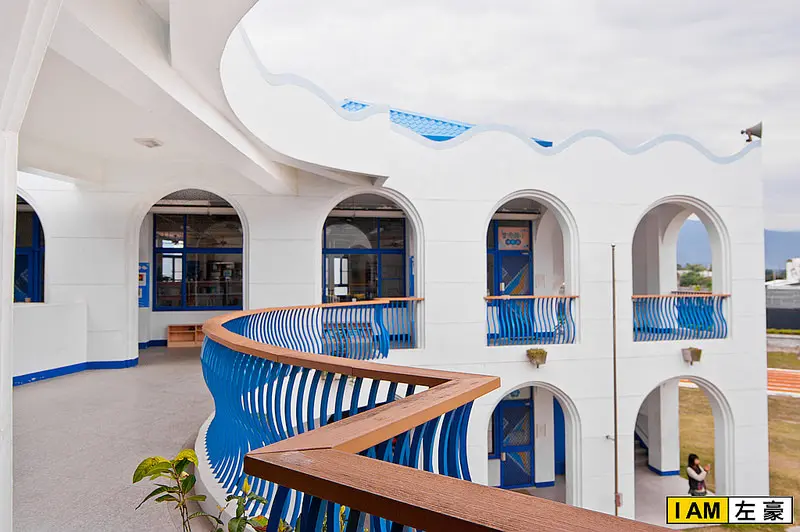 [遊記] 台東 豐源國小 (搶眼地中海風格小學)