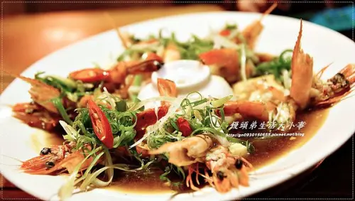 【食記/台南市】ＣＰ值極高的平價料理♪♪碳味亭碳烤燒烤小炒♪♪