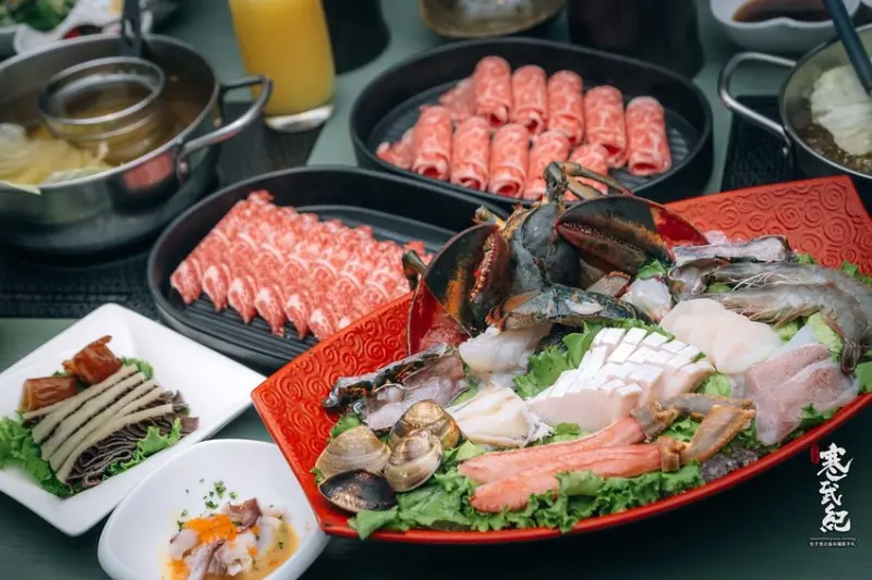 【中肯‧食記】海峽會．捷運小巨蛋站｜豪華私人招待所．隱密包廂政商名流最愛．嚴選食材頂級火鍋！