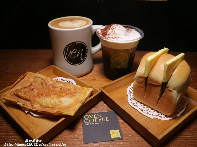 【台北萬華區】西門町下午茶推薦『Oven Coffee 成都店』厚切奶油紅豆吐司/提拉米蘇厚生乳咖啡/香烤鯛魚頌起司燻雞/玫瑰拿鐵/體驗券