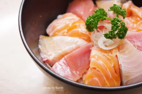 三井上引水產 自製三色魚丼蓋飯