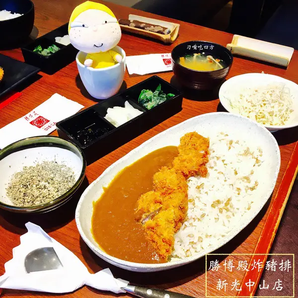 （台南。中西區）『勝博殿-新光三越台南中山店』腰內豬排。里脊豬排，來自新宿的炸豬排，刁嘴首選炸豬排名店『愛評體驗券』        
      