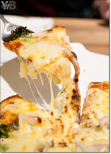 [異國料理] 明星加持的東區巷弄美食．Eat Eat Bistro 意義餐廳