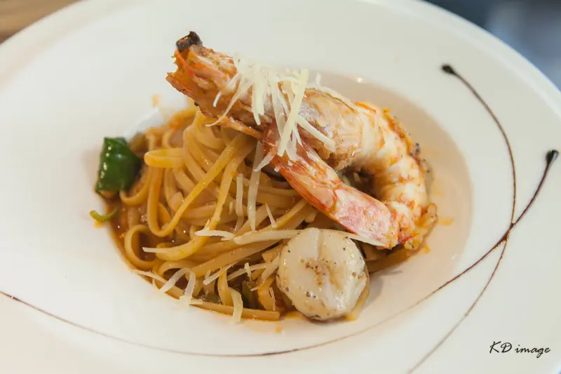 【台北‧Eat Eat 意義Bistro】巷弄裡的風格咖啡～窩客島體驗