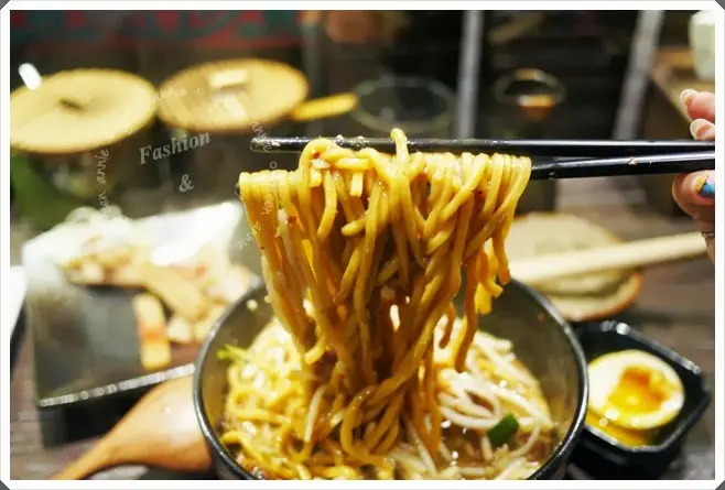 
【美食】鷹流辛味噌拉麵-惡鬼warugaki~讓人驚艷
