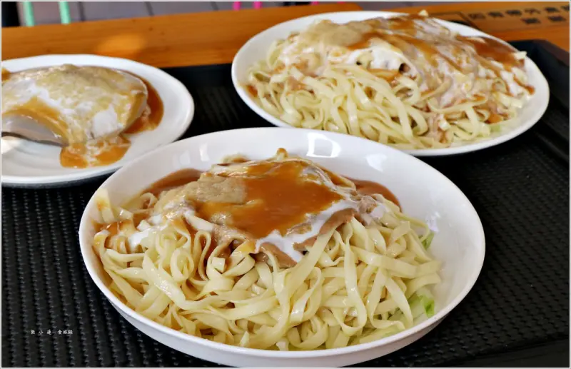 【嘉義‧東區】黃記涼麵涼圓‧四十年老店 三代傳統 美乃滋口味的涼麵