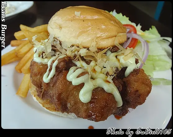 好juicy的雞腿堡【台北西寧南路】Evans Burger