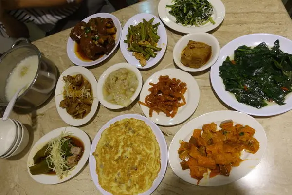 (胖樺食記)二訪「小李子清粥小菜」/台北推薦消夜早餐/捷運大安站美食/免費停車/藝人愛店