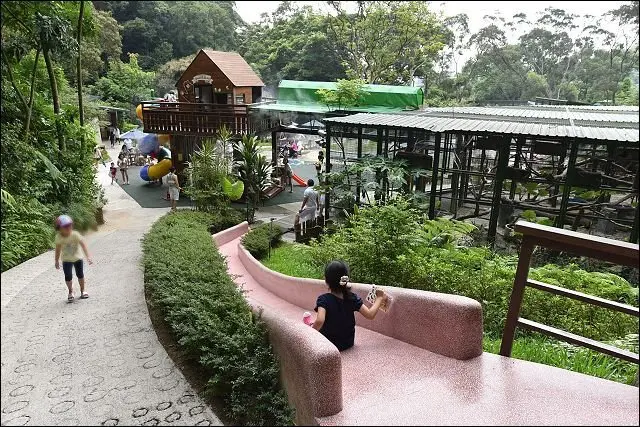 《桃園新竹景點》新埔森林鳥花園~有超長彩虹溜滑梯．室內遊戲室．鳥籠互動體驗的熱門親子景點！