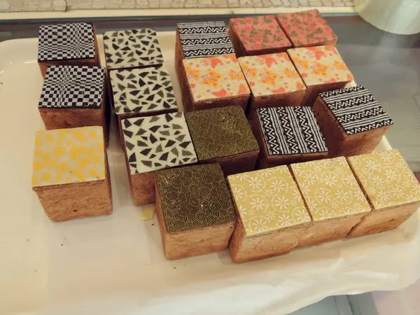 〔台中 美食〕幸福烘焙坊－可愛又吸睛的方塊泡芙