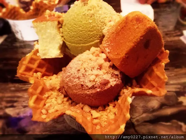 [ 台中市區 ] 老舊建築活出新滋味 - 第四信用合作社