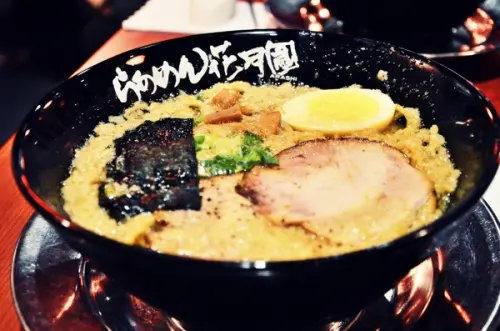 秘傳!!!! 引以為傲的湯頭與無話可說的鮮美----花月嵐