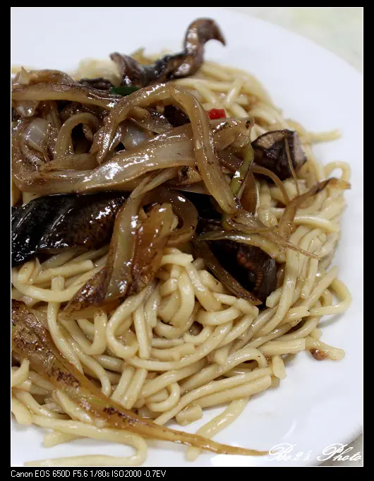 
嘉義.東區-阿吉鱔魚麵(高溫煤炭快炒下的美味)(食尚玩家)
