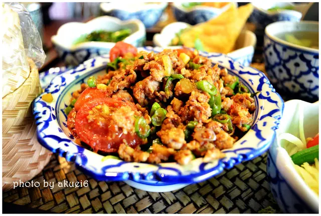 【食】高雄新興。享味曼谷泰定食