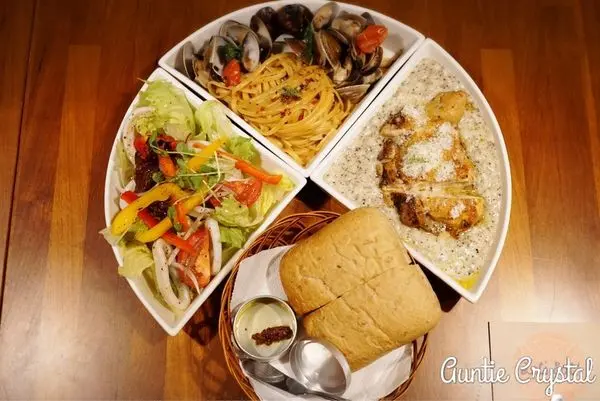 【台北美食推薦】吃義燉飯 Lets Eat 道道夠味的義式燉飯 還有好吃炸物厲害甜點推薦！(小巨蛋 南京復興站 必吃)