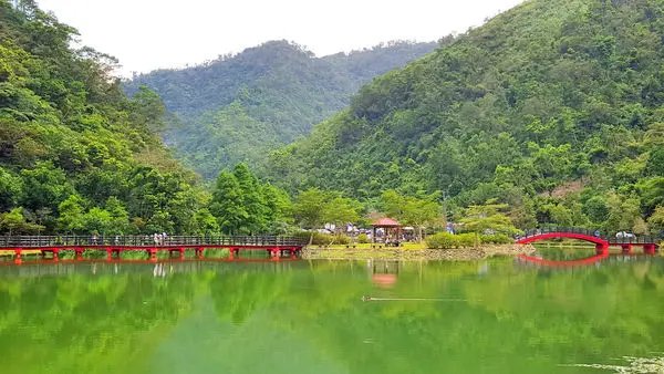 ▌宜蘭 • 望龍埤 ▌薇拉小公主好驚訝的說 • 誰說杭州西湖一定要搭飛機才能看到 ???