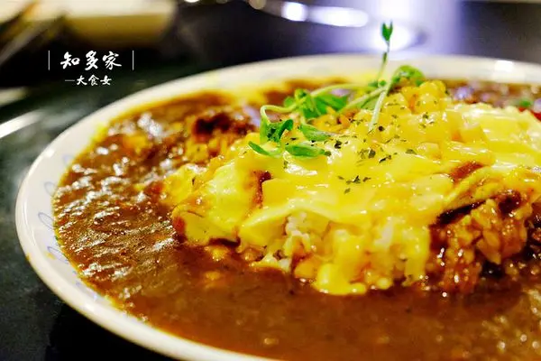 [新店美食] 知多家豬排咖哩專賣店-壓軸布丁讓人如癡如醉阿！豬排、咖哩、壽喜燒、丼飯、蛋包飯，這裡通通有！ 大坪林站美食/新店美食/新店甜點/新店日式料理/新店聚餐推薦