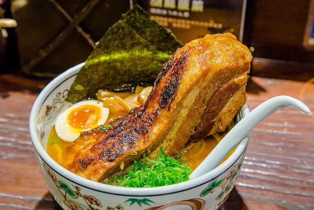 【拉麵戰國風雲之三十九】【中山站美食】麵屋武藏-神山