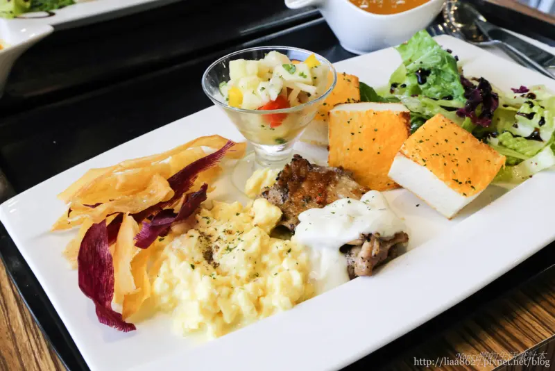 (台中-大坑)日漫咖啡~早午餐的表現很不凡~