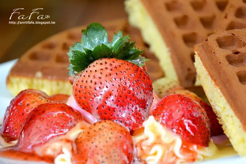 
[宜蘭-食記] 天ㄟ咖啡。湖畔下午茶
