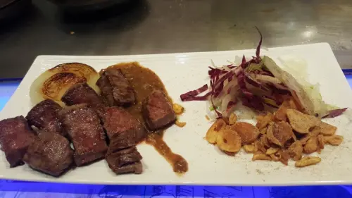 青菜呷呷。食尚小咪 ♥【台北信義區美食。法朵新馬德里鐵板燒 推薦台北市好吃平價高cp值鐵板燒料理法朵新馬德里鐵板燒】