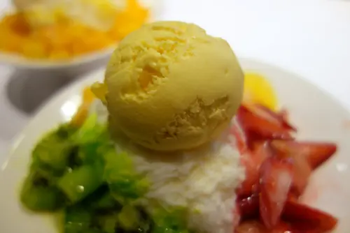 [捷運西門站美食]不只賣芒果冰的時尚冰涼甜點店-西門町芒果冰