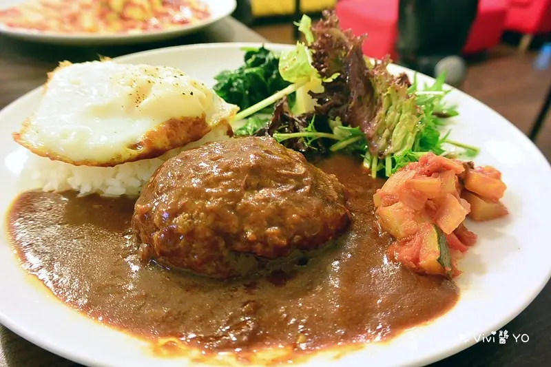台北中山區 捷運松江南京站 厚子洋食 日式洋食 蛋包飯 紅酒牛肉飯 漢堡排