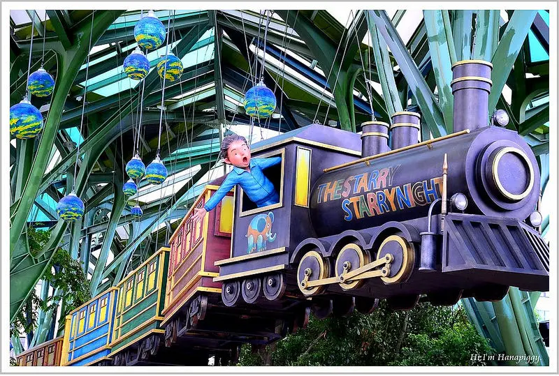 【宜蘭。豚】宜蘭車站旁的舊書櫃和幾米公園，宜蘭景點大推薦！（贈送明信片唷）