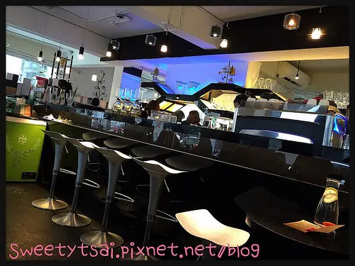 【食記】新北．四號公園．咖啡因二館