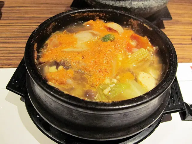 【板橋葷素】素食韓式小菜免費吃到飽~涓豆腐(板橋店)