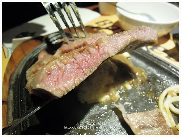 【LULU來試試】台北 士林夜市 角頭炙燒牛排(士林陽明店)價格實惠又美味