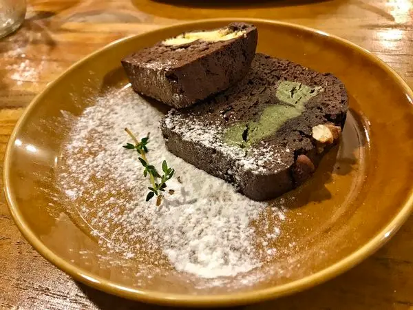 食記｜中和｜Canimama點心鋪｜起司布朗尼專賣所｜藏在巷弄裡私藏分享｜。捷運永安市場站