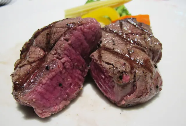 [食記] 沃克牛排Volks。敦南店。適合女生吃的牛排館!