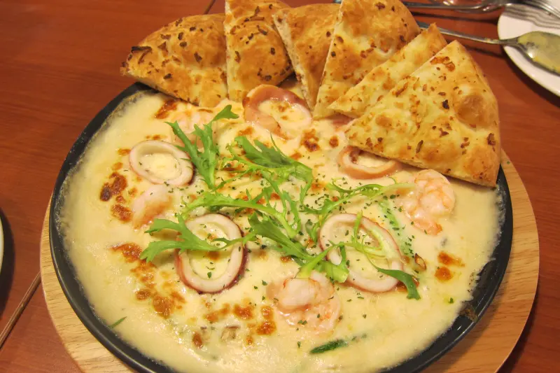 Vasa Pizzeria瓦薩比薩 (松車店)