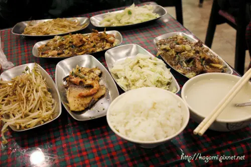 北樂華夜市：牛頓平價鐵板燒