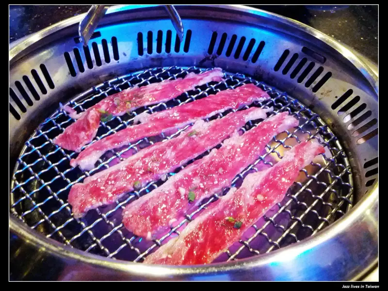 [相演炭火燒肉]桃園在地人盡皆知的燒肉名店~