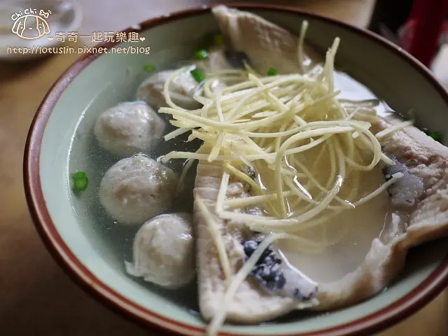 台南 開元路 無名虱目魚湯 道地台南人的早餐 我心目中第一名的虱目魚肚+肉燥飯 台南小吃推薦