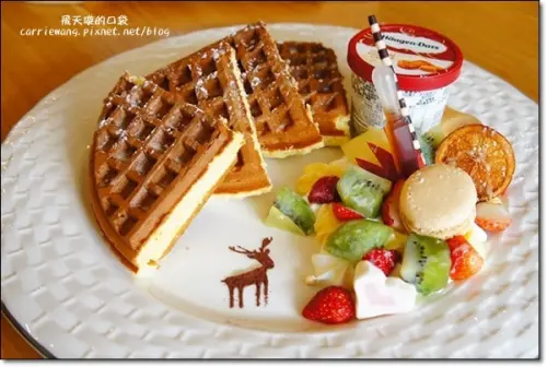 【彰化下午茶】尋鹿咖啡．Caribou Café。麋鹿拉花拿鐵好卡哇伊，澎派鬆餅好吃又吸睛，才剛吃完就開始懷念