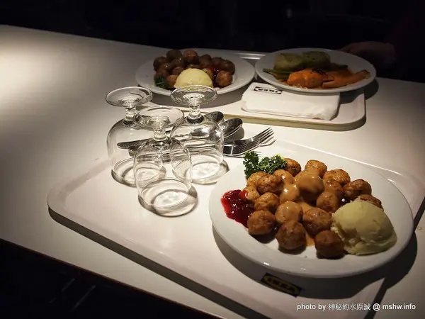 【食記】台中南屯-IKEA 宜家家居餐廳 : 原來不Q的貢丸就是瑞典美食,賣場用餐也能比餐廳更有情調…        
      